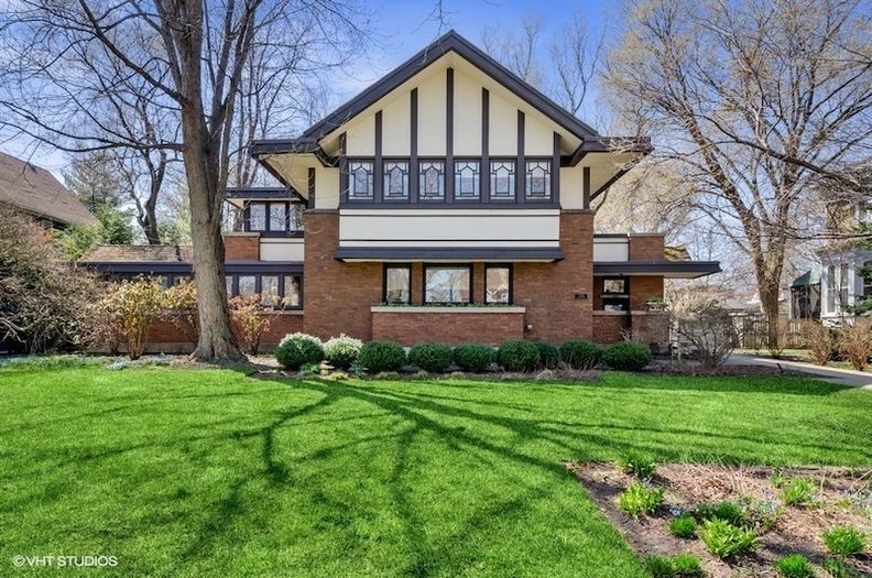 Notable Prairie Style house for sale in Evanston